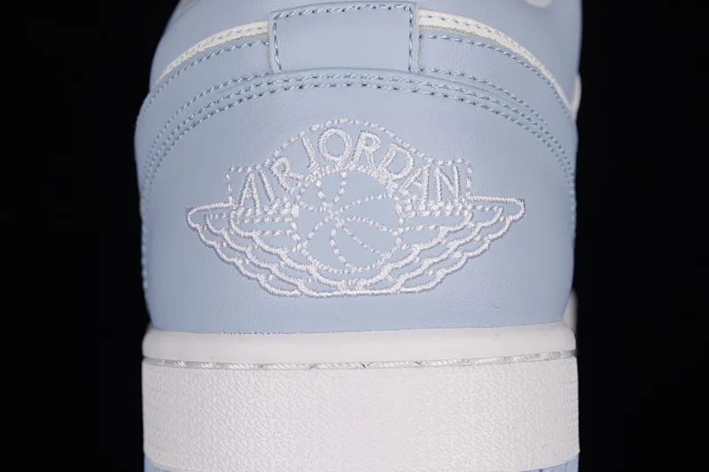 All categories Air Jordan Jordan series basketball shoes Air Jordan 1 Low Air Jordan 1 Low "Aluminum" AJ1 Joe 1 new North Carolina blue DC0774-141